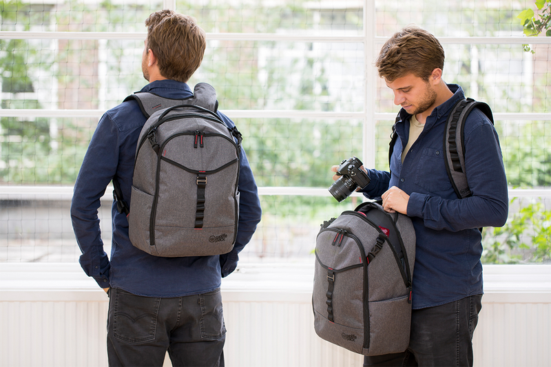 Illustration for article titled This Retractable Backpack Brings Your Camera to You